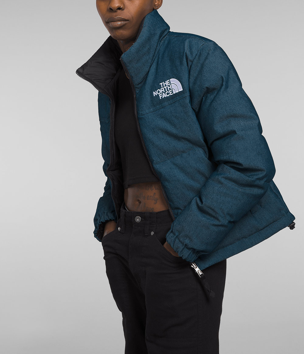 Jaqueta-feminina-reversivel-nuptse-92-denim-blue-tnf-black-831J-LO3_7