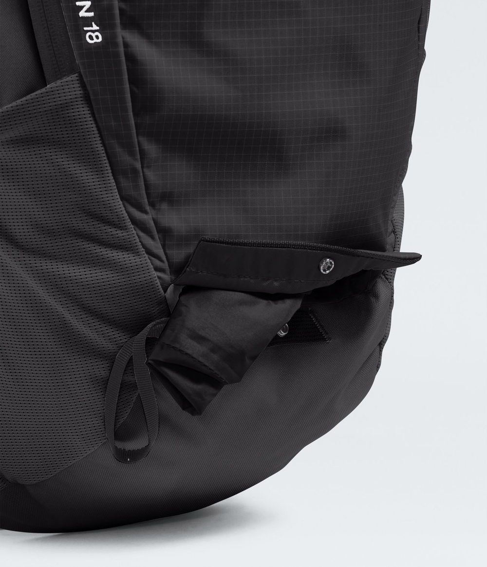 Mochila Basin 18 TNF Black | The North Face